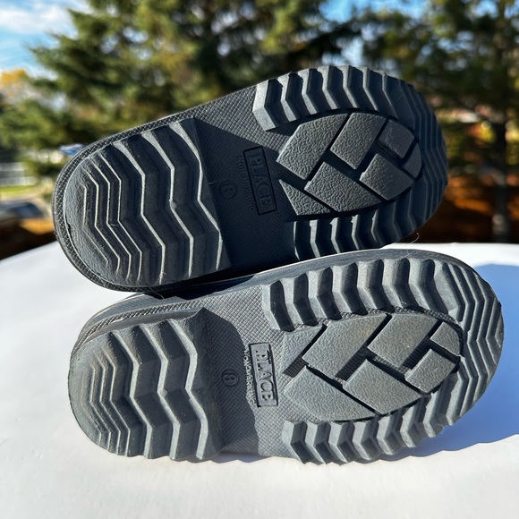 Children’s place. Toddler 8 winter boots - Picture 5 of 6